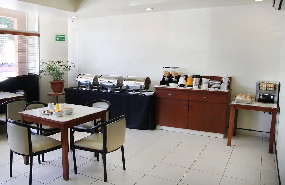 Hotel Astor Tijuana-1