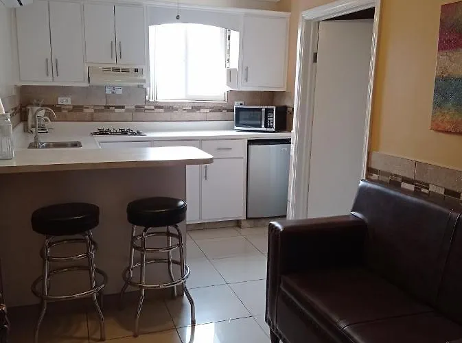 Suites Leon Rojo